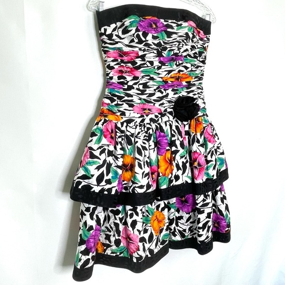 A.J. Bari Vintage 100% Silk Corset Tiered Floral Party Cocktail Dress Size 8 - Picture 3 of 11